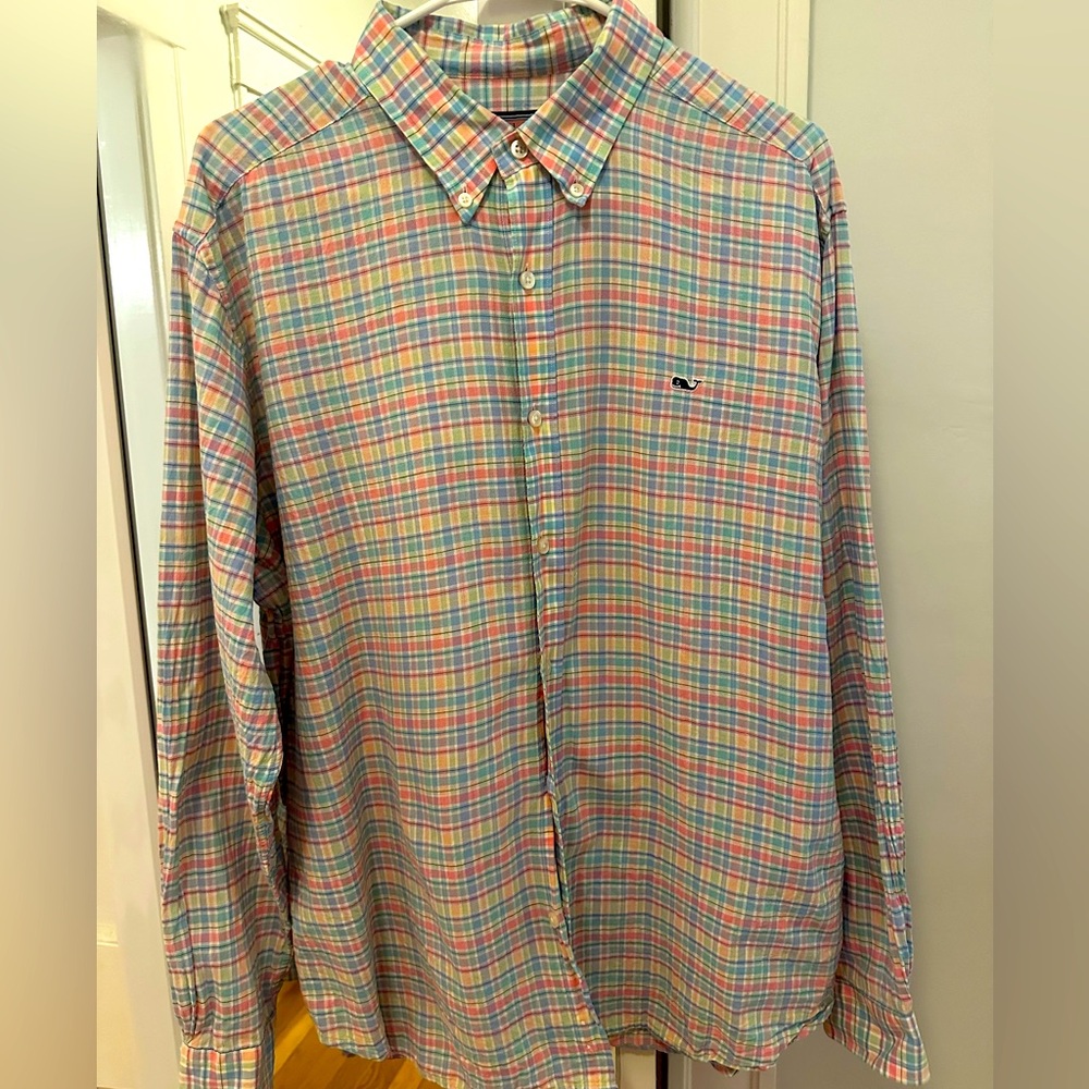 Vineyard Vines button down shirt
